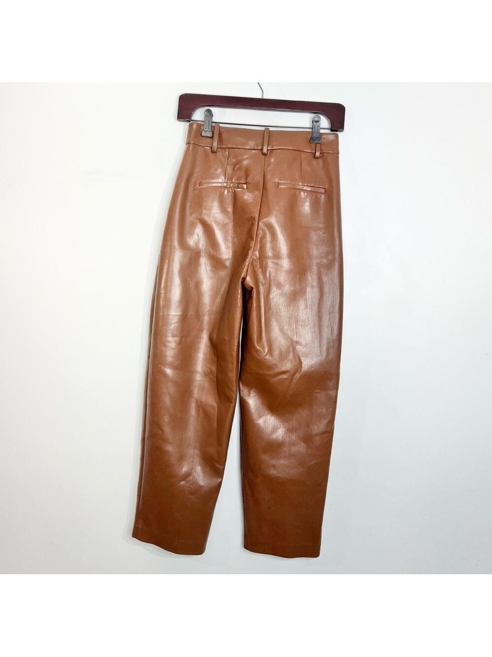 Aritzia Wilfred warm cognac pleated faux leather high rise CARROT pants 0 - Picture 5 of 14